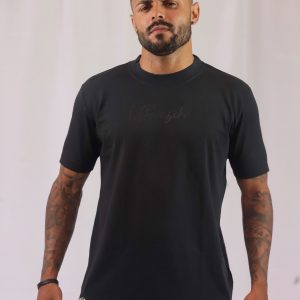 Camiseta Preta Assinada